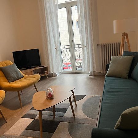 Appartement T4 70M2 - Meuble - Centre Ville - Proche Thermes Лон-ле-Сонье Экстерьер фото