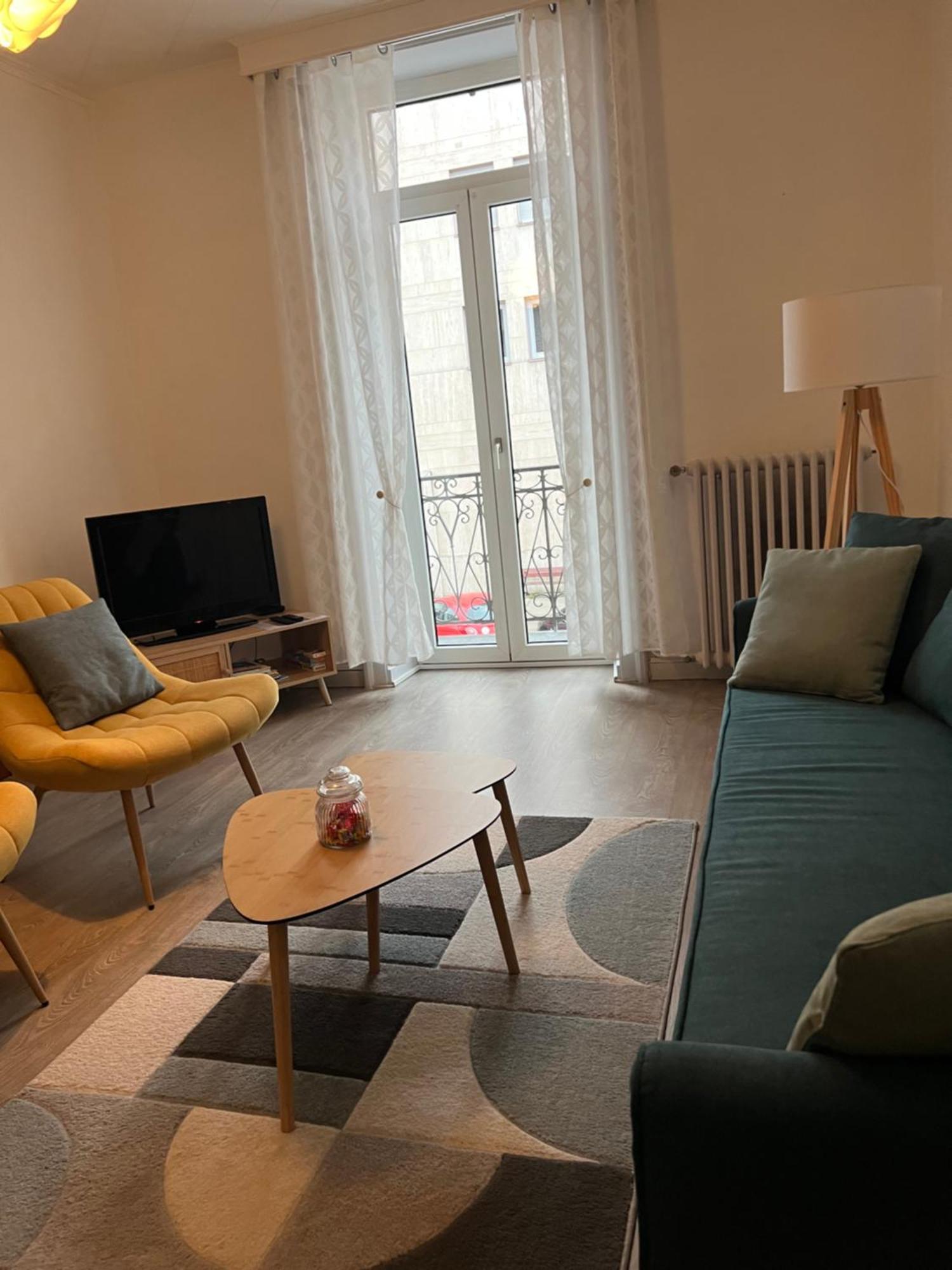 Appartement T4 70M2 - Meuble - Centre Ville - Proche Thermes Лон-ле-Сонье Экстерьер фото